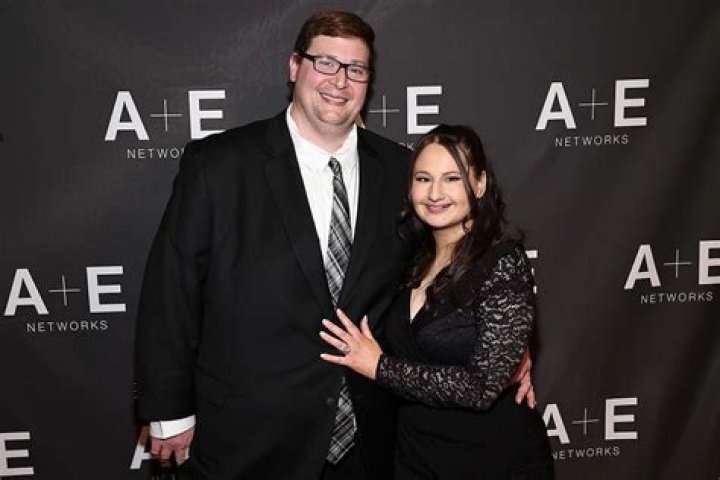 Ryan DaddyOFive’s Girlfriend: Who is Ryan DaddyOFive Dating?