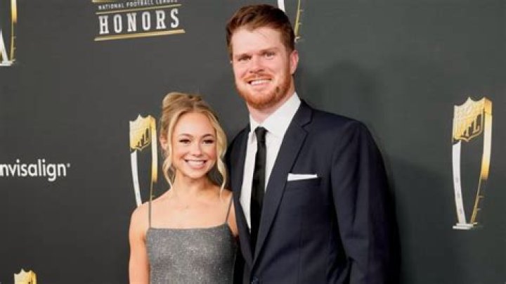 Sam Thorne’s Girlfriend: Who is Sam Thorne Dating?