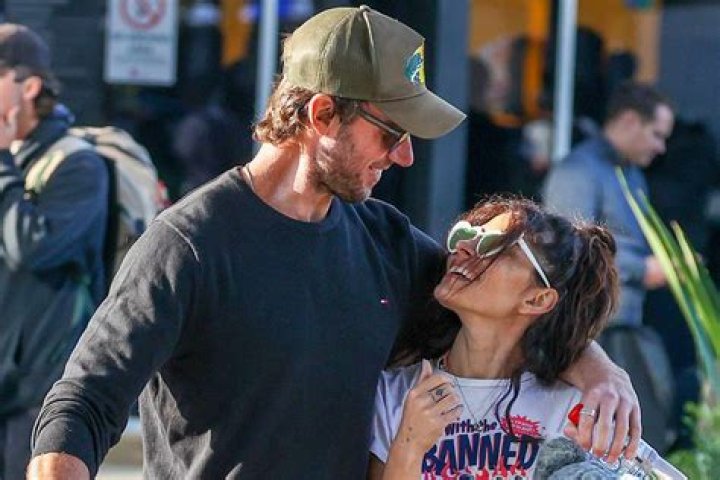 Sarah Dunk’s Boyfriend: Who is Sarah Dunk Dating?