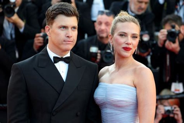 Scarlett Johansson’s Boyfriend: Who is Scarlett Johansson Dating?