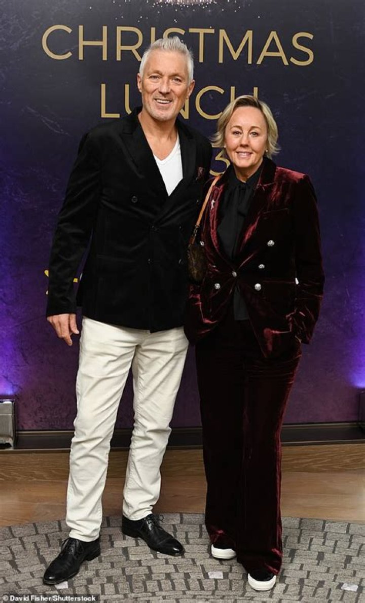 Shirlie Holliman’s Husband: Who is Shirlie Holliman Dating?
