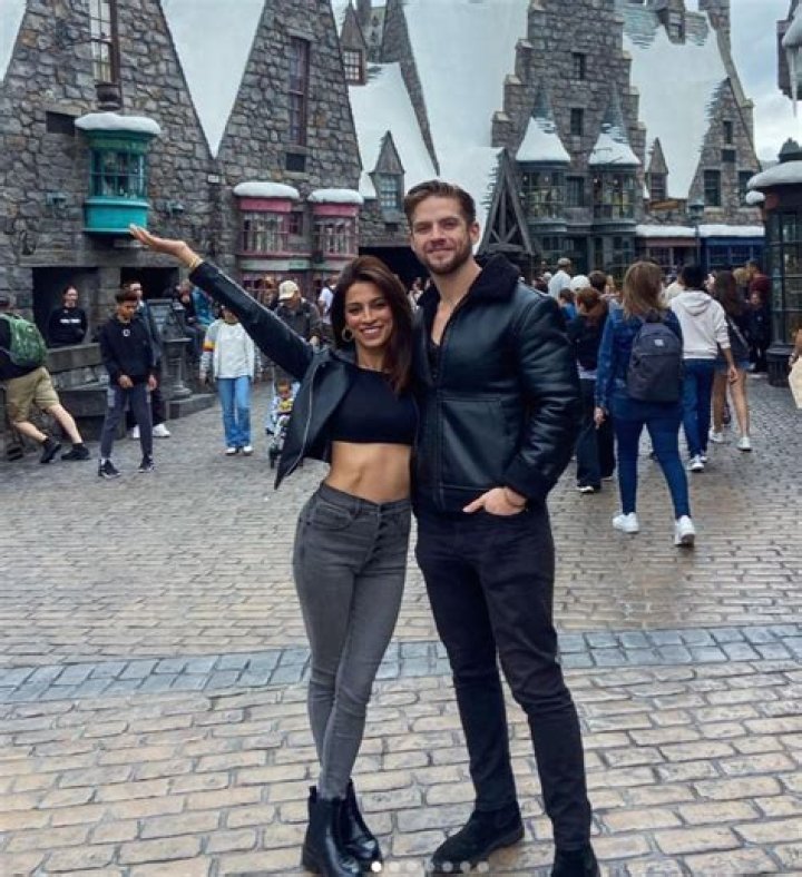Simmi Singh’s Boyfriend: Who is Simmi Singh Dating?