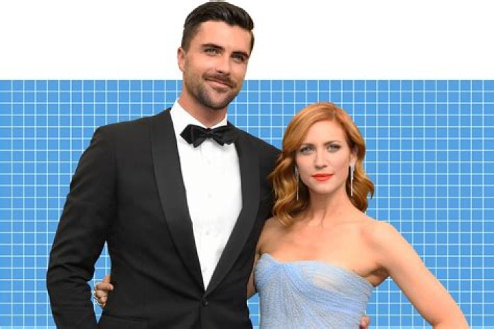 Snow’s Girlfriend: Who is Snow Dating?