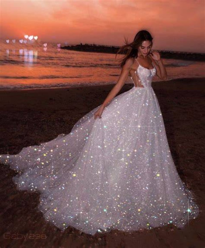 Sparkles*’s Girlfriend: Who is Sparkles* Dating?