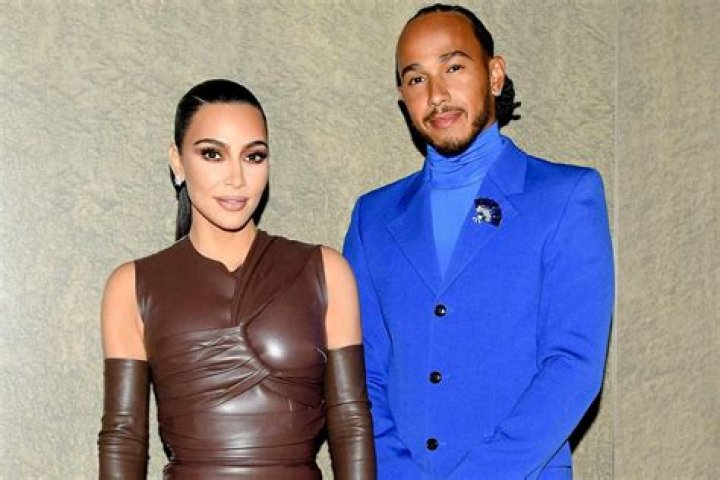 Stefanie K.’s Girlfriend: Who is Stefanie K. Dating?