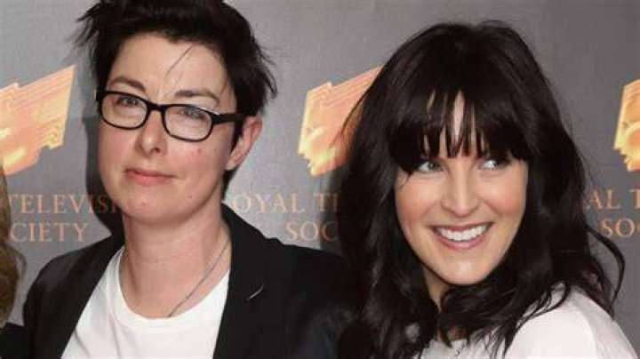 Sue Perkins’s Girlfriend: Who is Sue Perkins Dating?