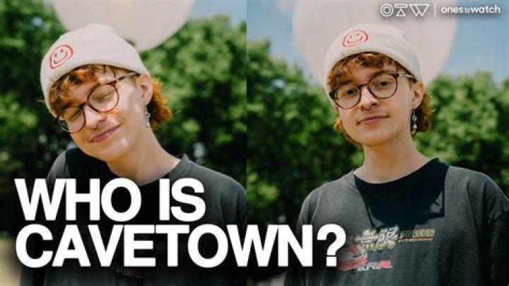 Who is Cavetown Dating – Cavetown's Girlfriend & Exes