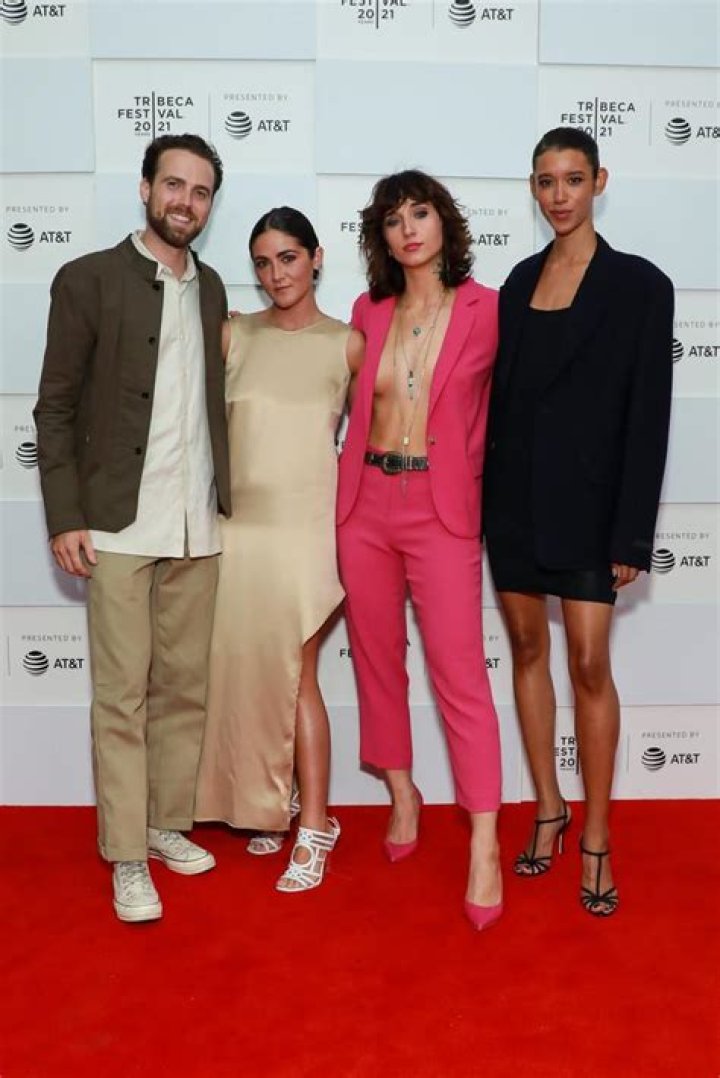 Who is Isabelle Fuhrman Dating – Isabelle Fuhrman's Boyfriend & Exes
