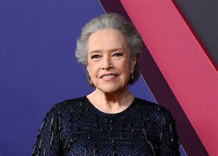 Who is Kathy Bates Dating – Kathy Bates's Boyfriend & Exes