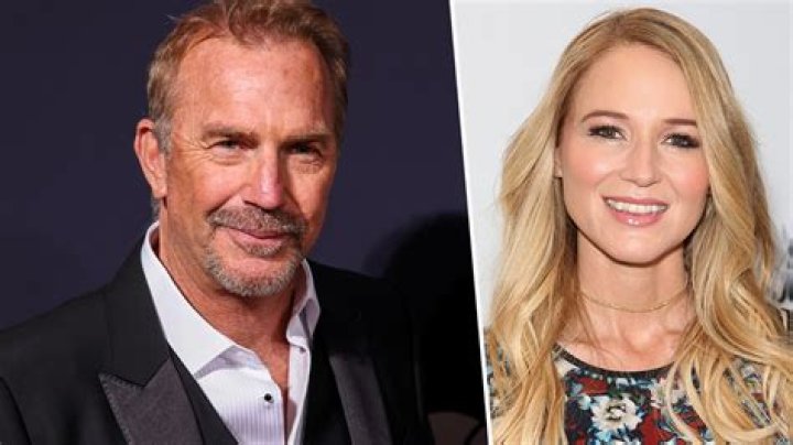 Who is Kevin Hayes Dating – Kevin Hayes's Girlfriend & Exes