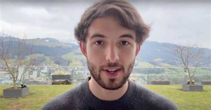 Who is Landon Cube Dating – Landon Cube's Girlfriend & Exes