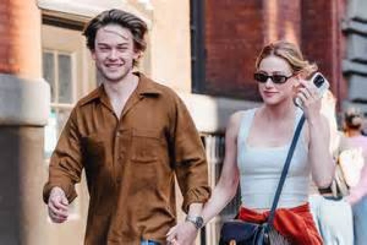 Who is Lili Trifilio Dating – Lili Trifilio's Boyfriend & Exes