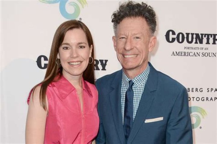 Who is Lyle Lovett Dating – Lyle Lovett's Girlfriend & Exes
