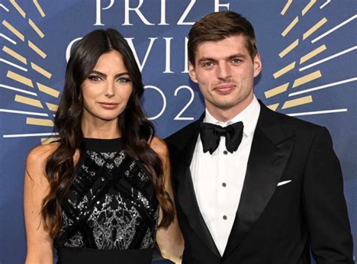 Who is Max Irons Dating – Max Irons's Girlfriend & Exes