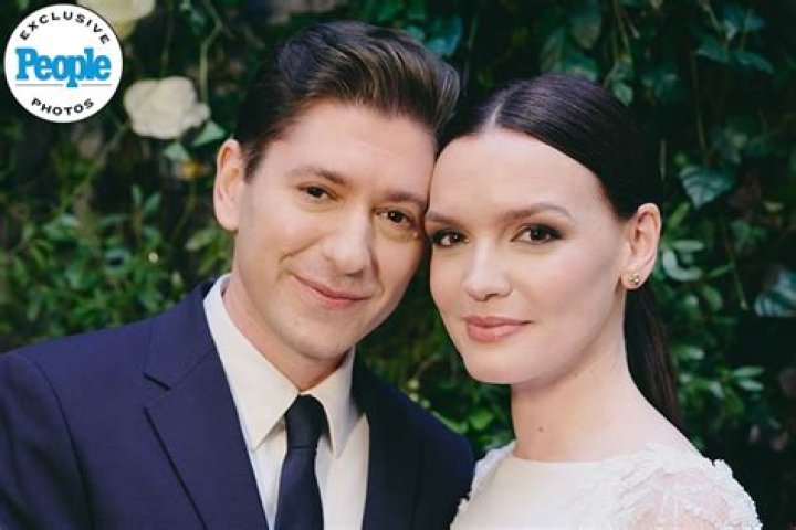 Who is Michael Zegen Dating – Michael Zegen's Girlfriend & Exes