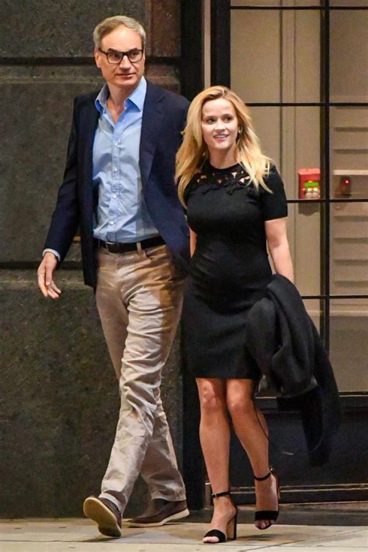 Who is Oliver Francis Dating – Oliver Francis's Girlfriend & Exes