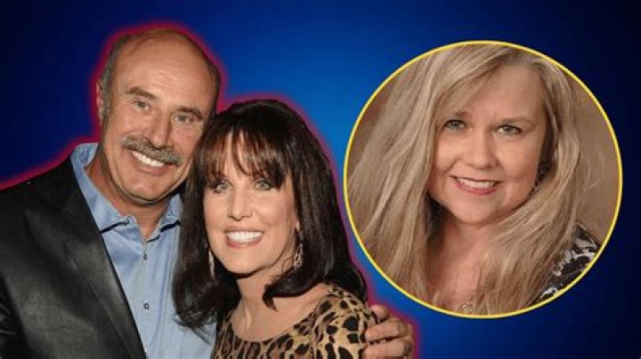 Who is Phil Collen Dating – Phil Collen's Wife & Exes