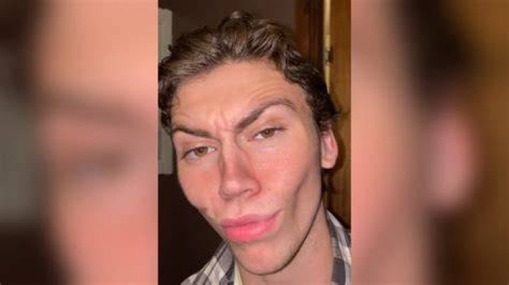 Who is Skyler Lo Dating – Skyler Lo's Boyfriend & Exes